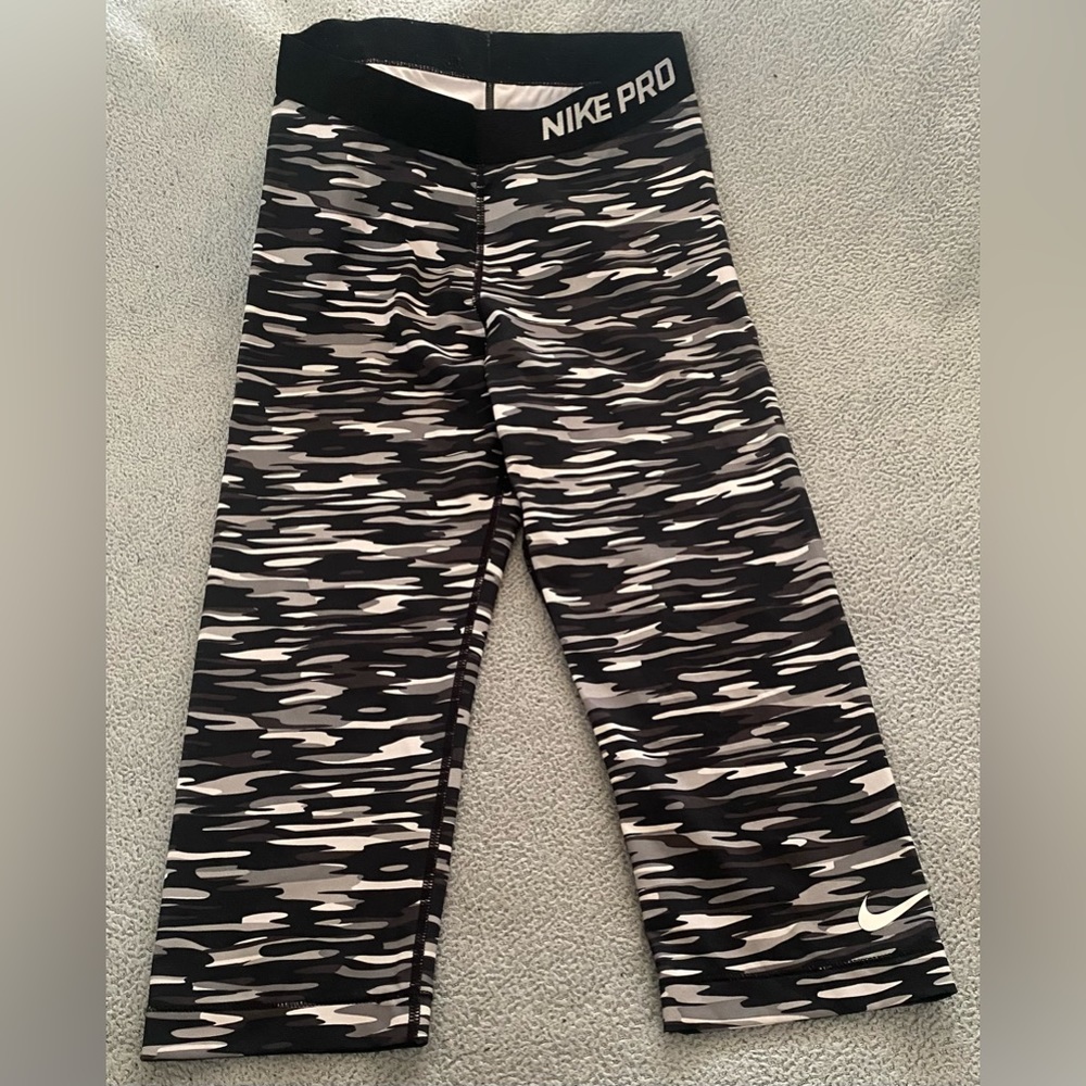 Nike pro leggings(bundle 3 for $8)